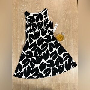 Black and White Leaf Print Women's Dress